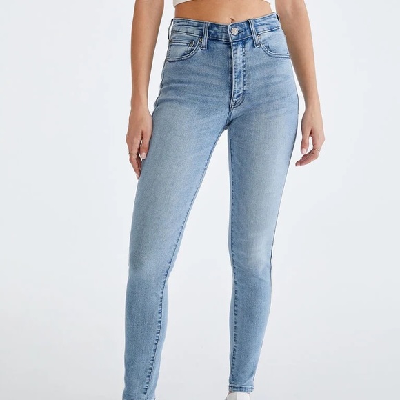 Aeropostale Medium Wash High Rise Jeggings 4 Short - Picture 1 of 6